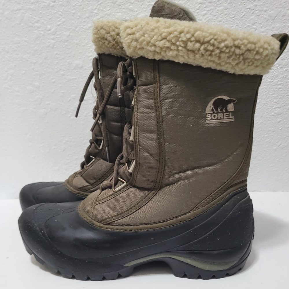Sorel snow boots Cumberland boots